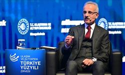 Ulaştırma ve Altyapı Bakanı Uraloğlu: "5G'de ihale sürecini başlattık"