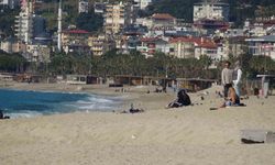 Antalya’da Şubat ayında deniz ve güneş keyfi