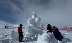 Erciyes’in karı sanat eserine dönüştü