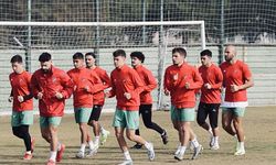 Karşıyaka’da futbolcular antrenmana çıkmadı