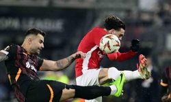 UEFA Avrupa Ligi: AZ Alkmaar: 2 - Galatasaray: 1 (İlk yarı)