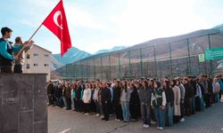 Bitlis Milli Eğitim Müdürü Kaya bayrak törenine katıldı