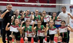 Düzce’de kız voleybol Çanakkale yolunda