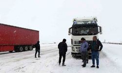 Erzincan- Kelkit yolunda ağır tonajlı araç geçişine izin verilmiyor