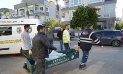 Gardırobun içinde kendini yakan adam hayatını kaybetti