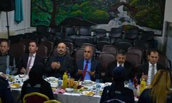 Hakkari Valisi Ali Çelik, cezaevi personeli ile iftar programında buluştu