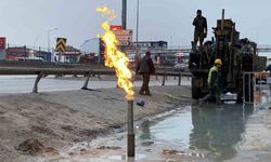 Kartepe’de yer altından yine gaz çıktı, ekipler kontrollü olarak yaktı