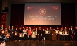 Malatya’da şehit ailelerine devlet övünç madalyası takdim edildi