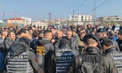 Sultangazi’de mahalle sakinlerinden İBB’ye mezarlık tepkisi