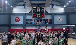 Voleybolda Düzce Belediyesi şampiyon