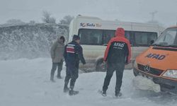 Yozgat’ta yoğun kar yağışı sonrası tüm ekipler sahada