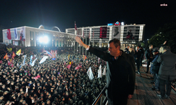 Özgür Özel'den Bakanlar Yerlikaya ve Tunç'a: "Demokratik biçimde, yakıp yıkmadan sokaklar bizimdir"