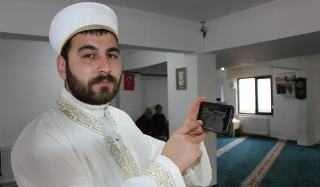 Baygın sürücüyü yanmaktan namaza giden imam ve arkadaşları kurtardı