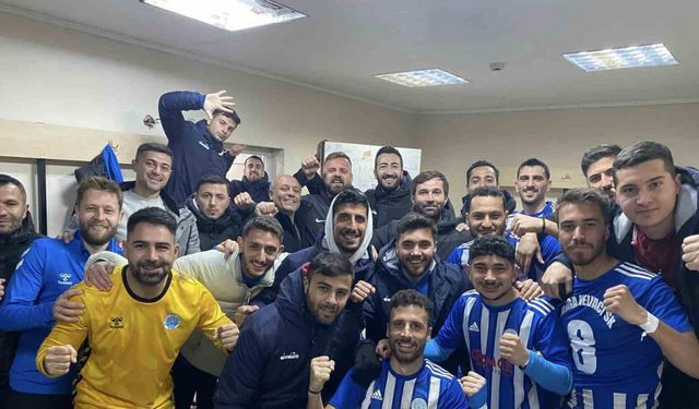 Aliağa Helvacı Spor, Ulucakspor’u 5-0 mağlup ederek liderliğini sürdürdü