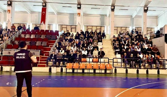 Bilecik Şeyh Edebali Üniversitesi’nde bağımlılıkla mücadele etkinliği